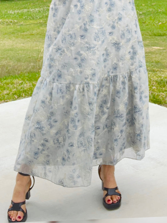 Long Skirt Embroidered Flowers